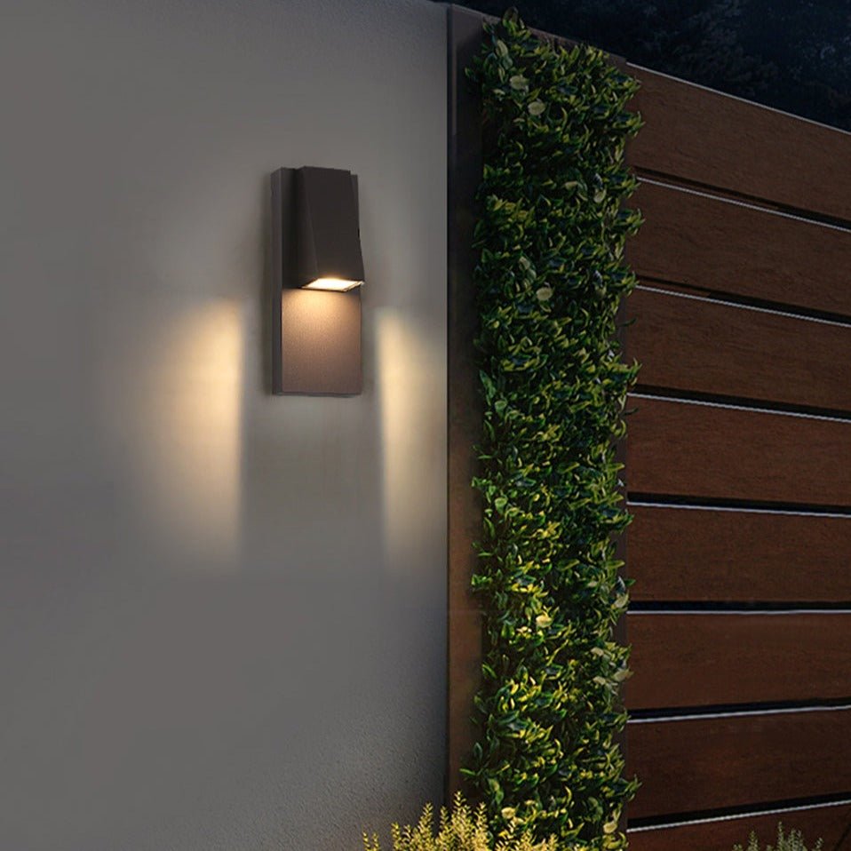 Graham | Outdoor LED Wall Light - ELVI HOME