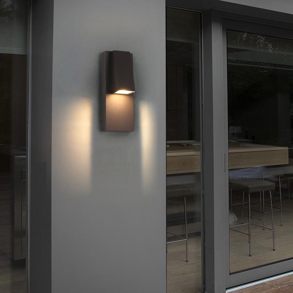 Graham | Outdoor LED Wall Light - ELVI HOME