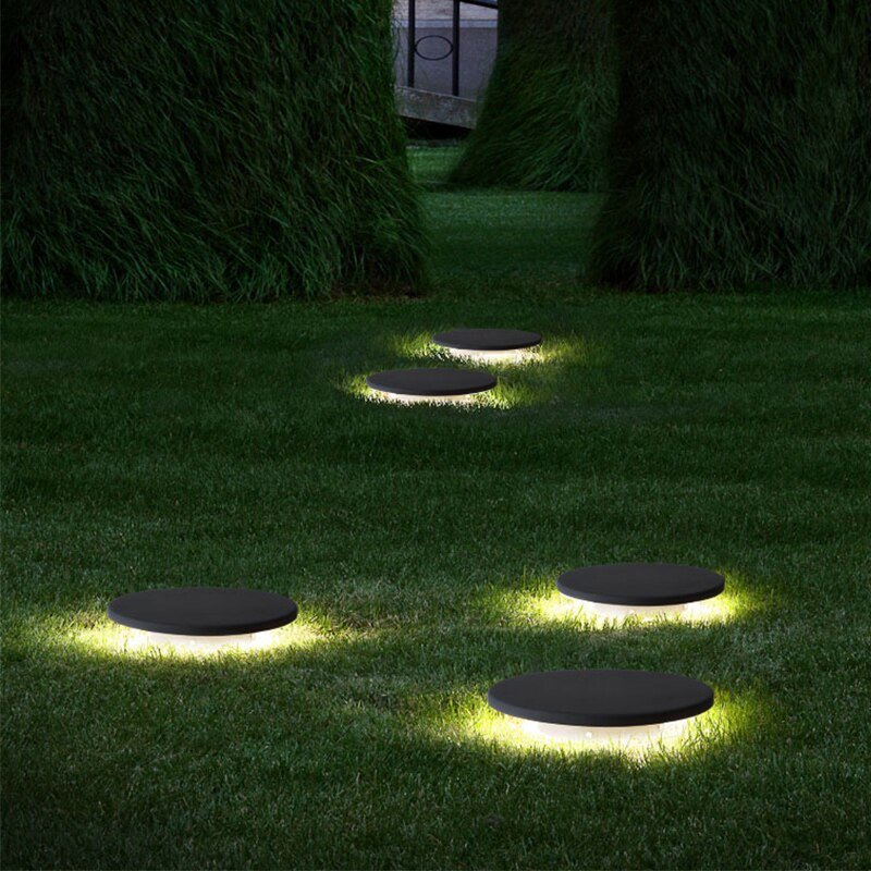 Ingrid | Lawn Lamp - ELVI HOME