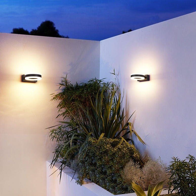 Kobe | 14W LED Outdoor Wall Sconce - ELVI HOME