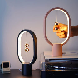 Magnet Table Lamp